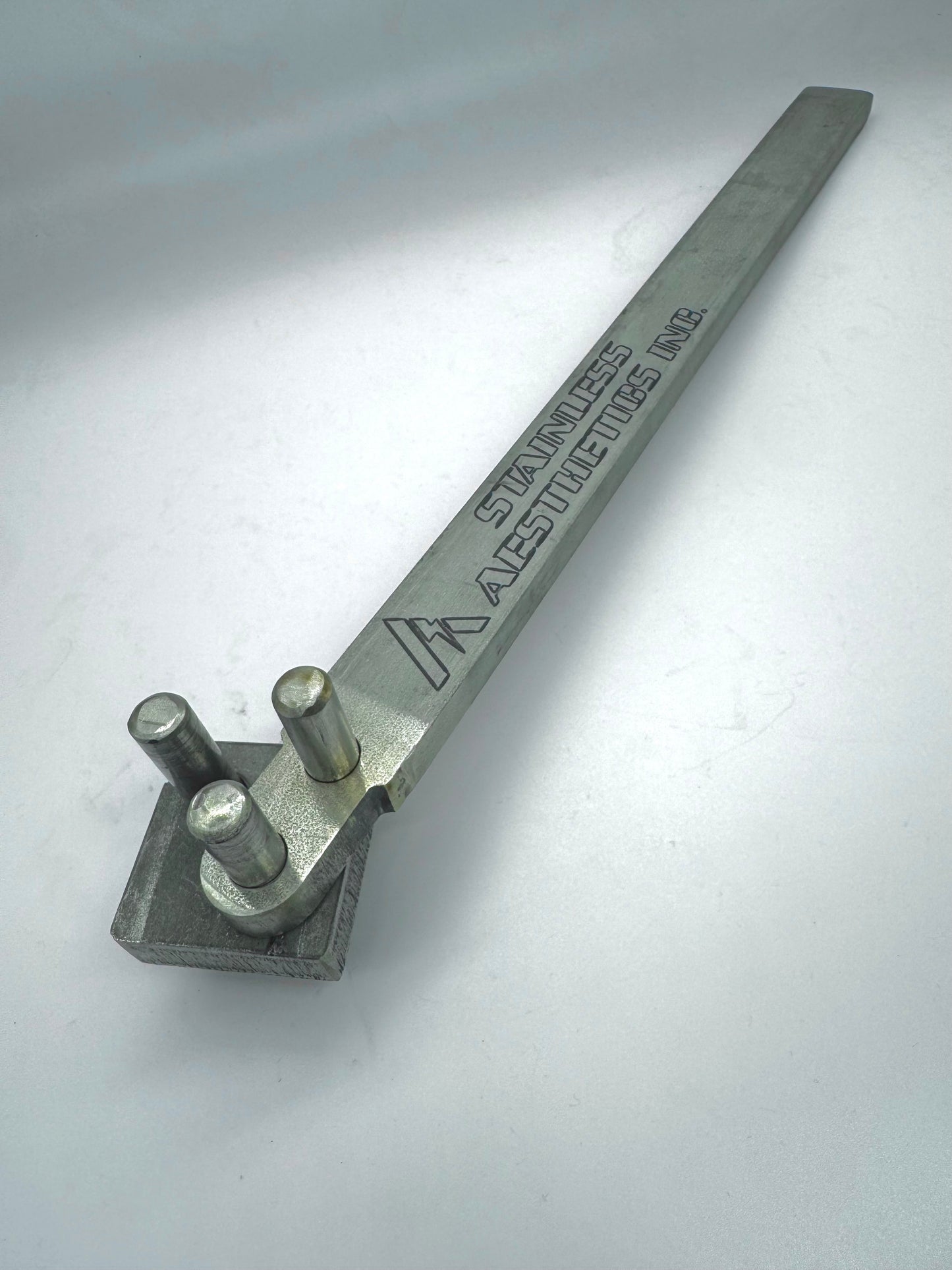 Stainless Vise Mount BENDER 3/8” Round and Bar