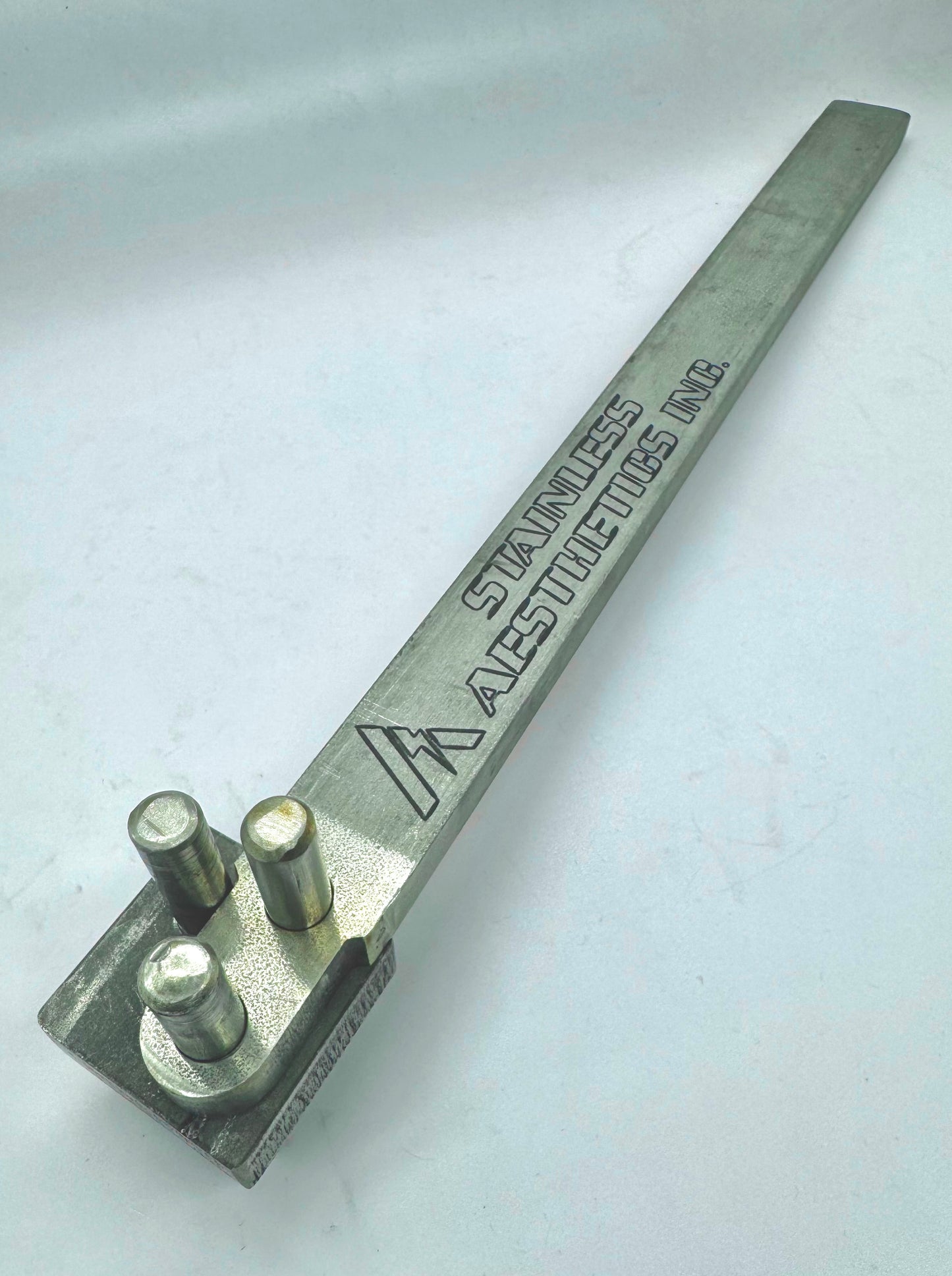 Stainless Vise Mount BENDER 3/8” Round and Bar
